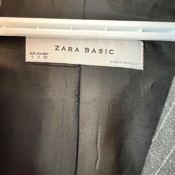 Zara basic blazer size small with tags - Picture 3 of 4